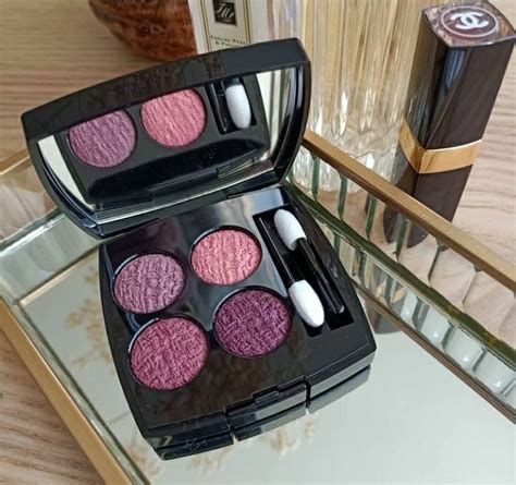 chanel tweed eyeshadow 2022